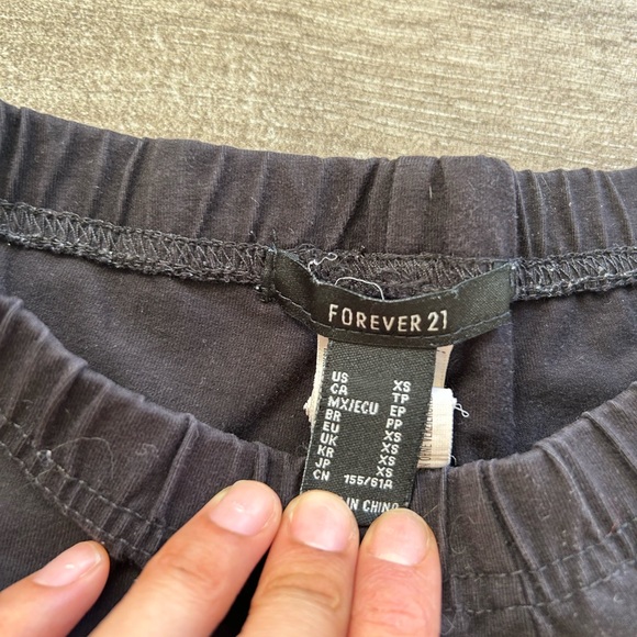 BLACK BIKER SHORTS (XS) - Picture 6 of 7